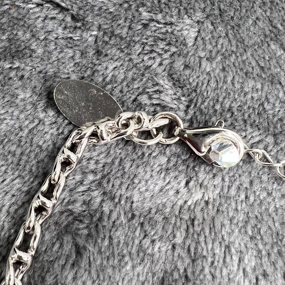 Eric Andrew Collection Crystal Pendant Necklace Silver Tone Chain 21 in Sparkles - Picture 6 of 8